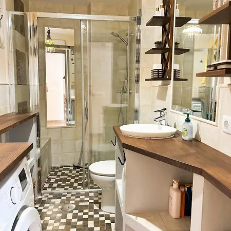 Apartment Upea Picasso Garden! *